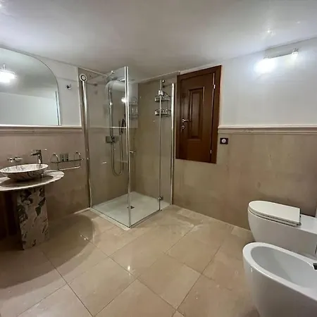 La Dolce - Confortable T2 En Rez-de-jardin Devant Piscine *