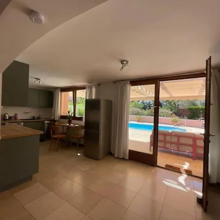 La Dolce - Confortable T2 En Rez-de-jardin Devant Piscine Apartment Saint-Cyr-sur-Mer